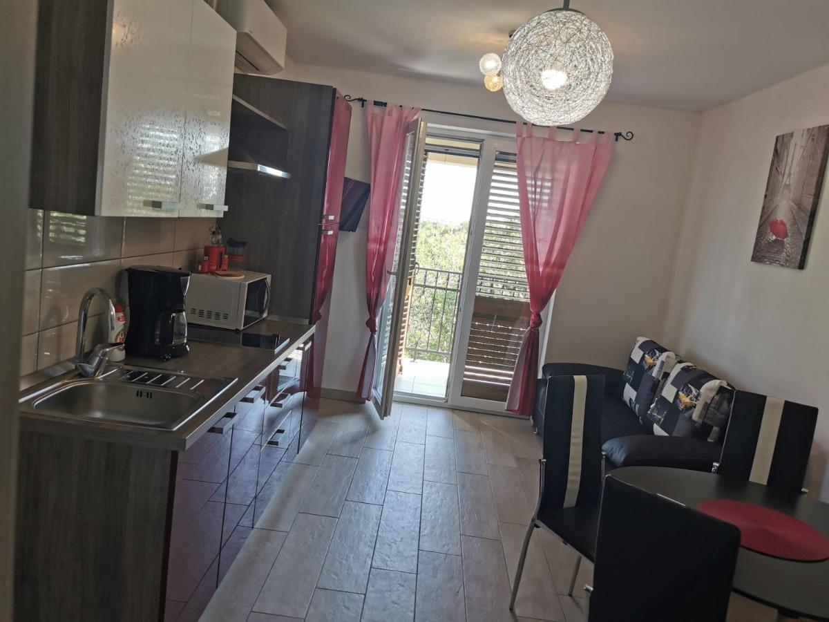 Apartmani Andrea クラリェヴィツァ エクステリア 写真